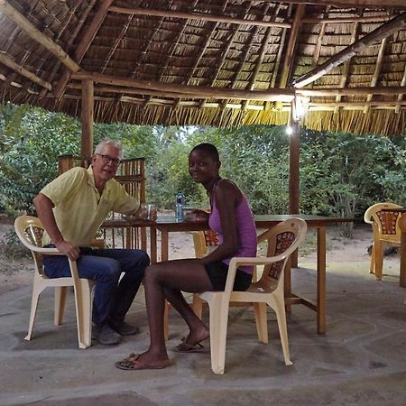 Mangrove View Bed and Breakfast Watamu Exterior foto